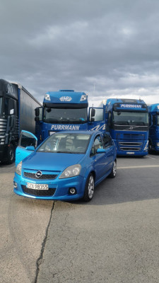 IMG-20240428-WA0006.jpg (168.56 KiB) Przejrzano 44536 razy Zafira z Mateuszem w pracy jest.